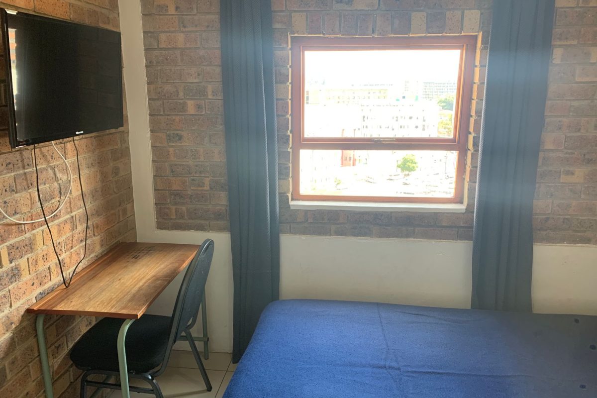 NSFAS ACCREDITED 2 SHARING UNIT TRUMAN HOUSE