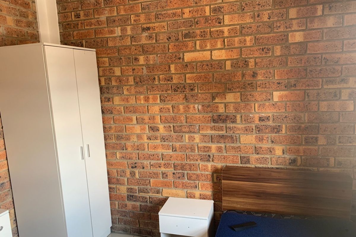 NSFAS ACCREDITED 2 SHARING UNIT TRUMAN HOUSE