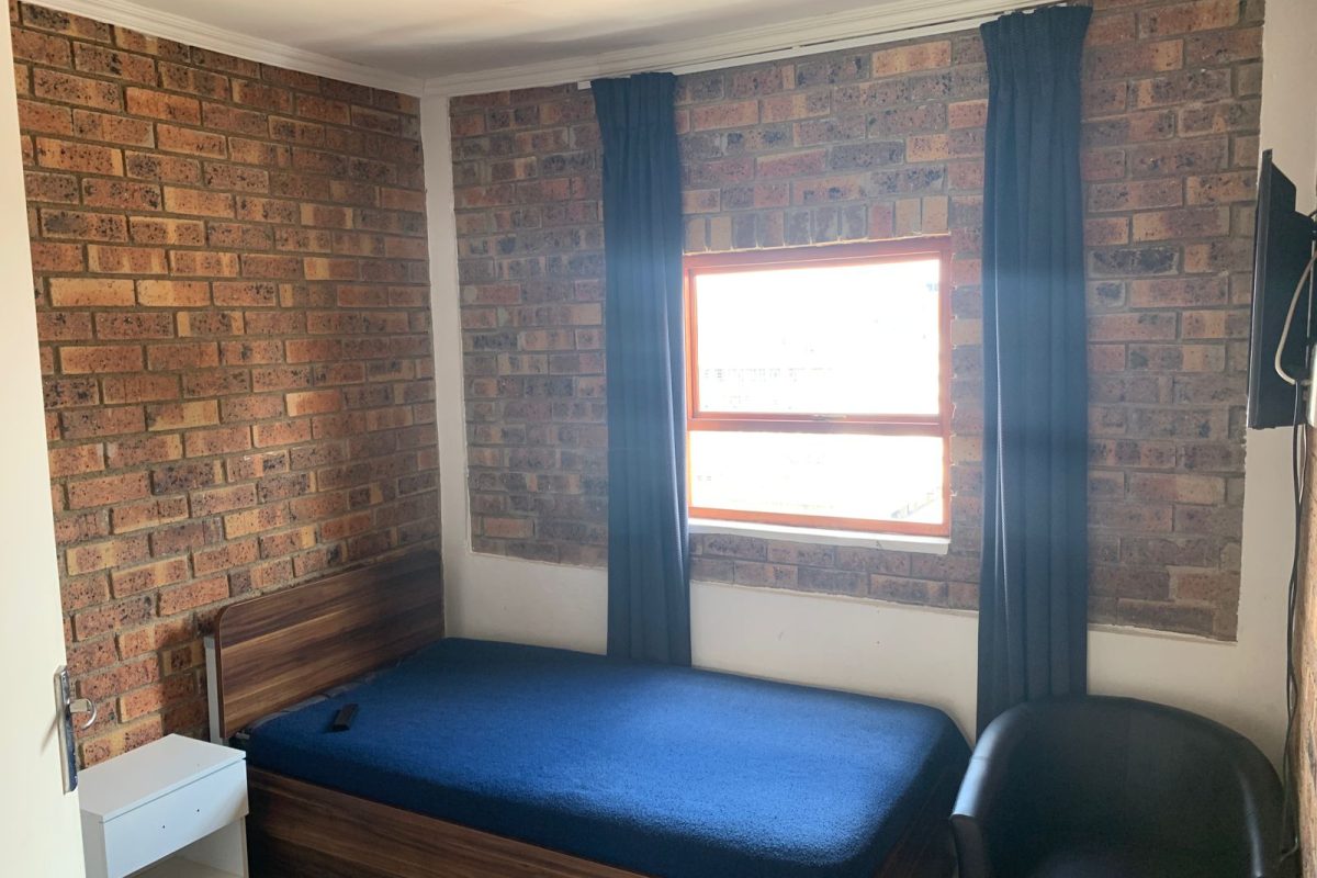 NSFAS ACCREDITED 2 SHARING UNIT TRUMAN HOUSE